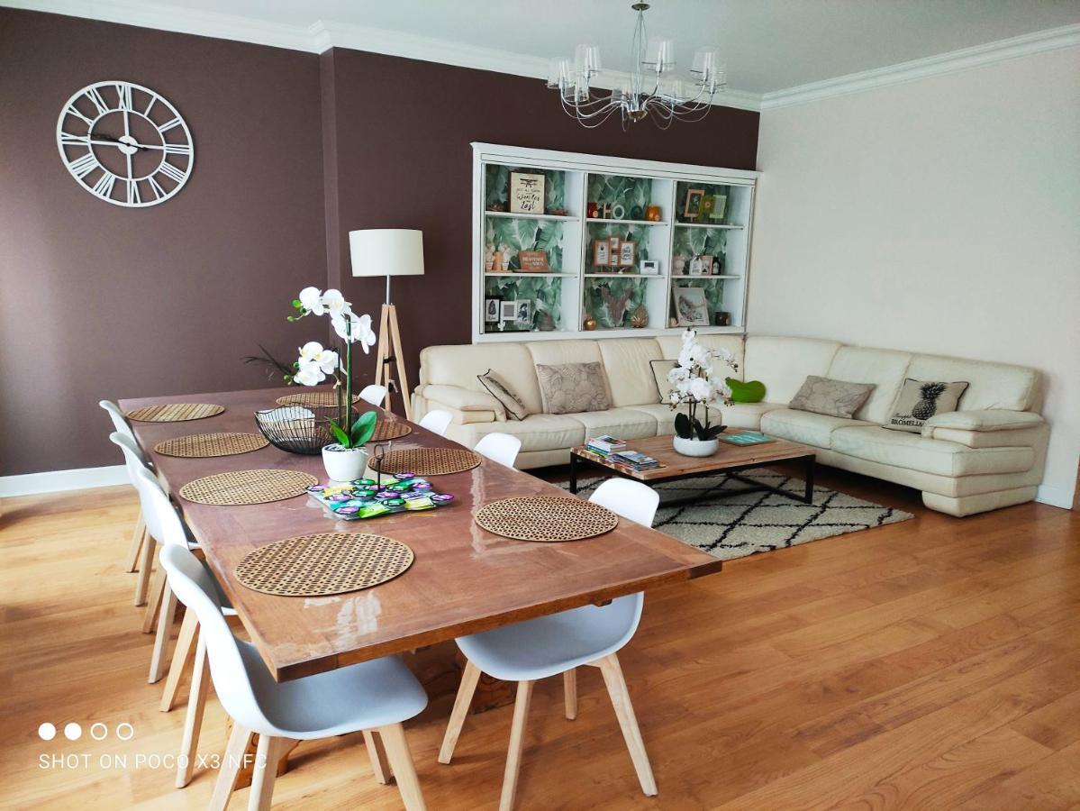 157m2, 4 Chambres, 4 Salles De Bains, 2 Wc, 2 Parkings En Hypercentre Valence (Drome)